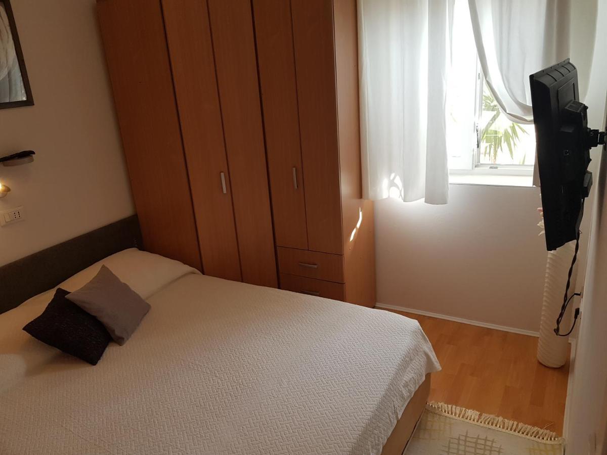 Apartment Silvija Makarska Exterior photo